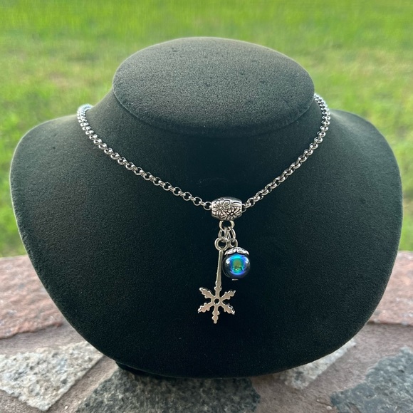 π΄ SALE ! red dot items are 2 for $25 . Bundle more than 3 and its $10 each π - Picture 9 of 10